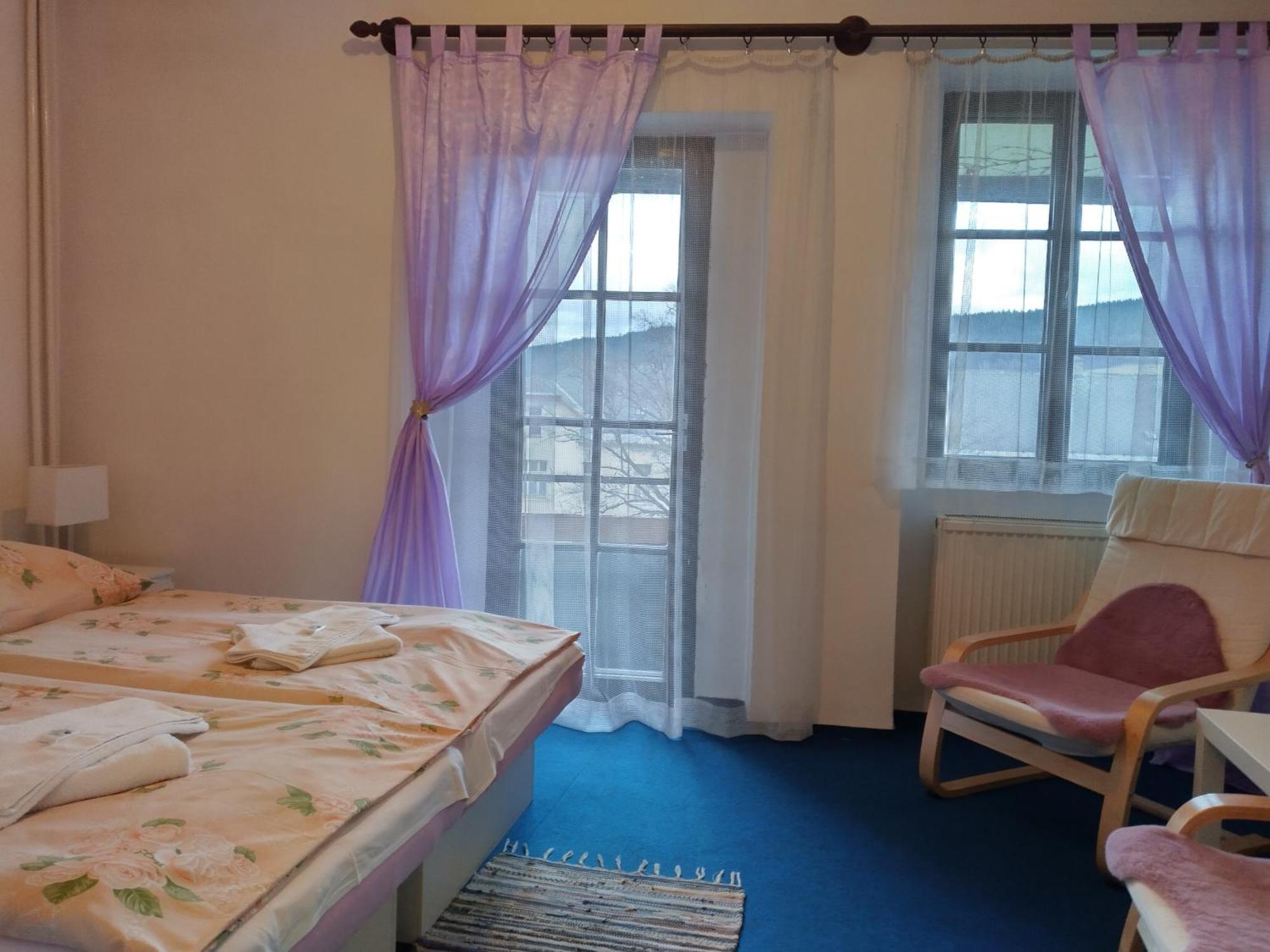 Hotel Parkan Прахатице Екстериор снимка