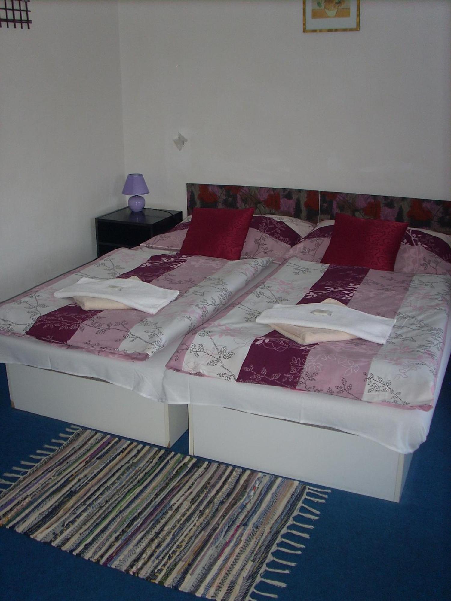 Hotel Parkan Прахатице Стая снимка