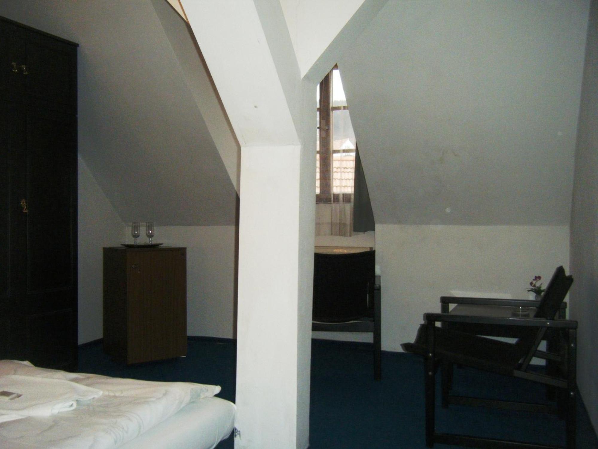 Hotel Parkan Прахатице Стая снимка
